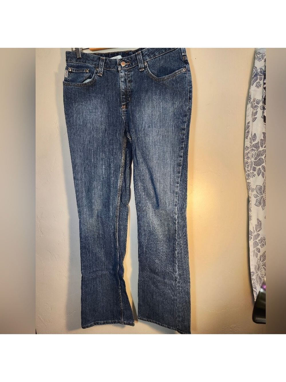 Carhartt Women's Flare Jeans in Classic Blue Sz 10